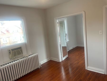 For Lease - 362 O'Connor Drive Unit# 2, Toronto, Ontario - Photo 3