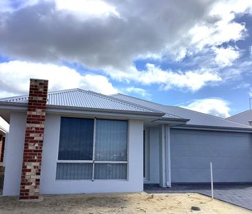 121 Lakefield Drive, Brabham, WA 6055 - Photo 2