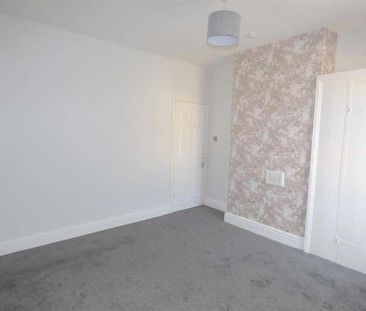 Oakland Street, Widnes, Cheshire, WA8 - Photo 2