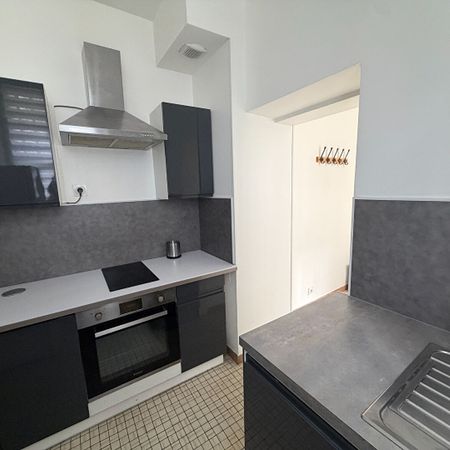 Location Appartement 2 pièces 40m² - Photo 3