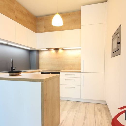 ** 2-IZBOVÝ BYT V NOVOSTAVBE DIAMANT S BALKÓNOM A PARKOVANÍM** - Photo 1