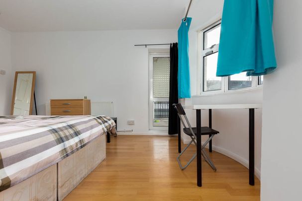 RM2 Tarling Street | Shadwell | London | E1 0AZ - Photo 1