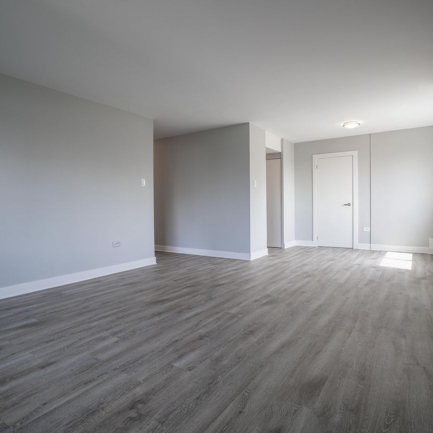 Line 05 - 1225 Saint Marc Street, Montréal - Photo 1