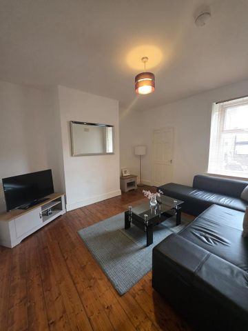 2 bedroom flat to rent - Photo 5