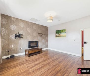 Price £1,100 pcm - Available Now - Unfurnished - Photo 1