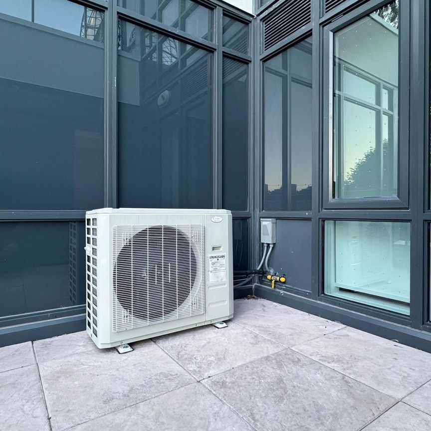 For Lease - 800 Broadview Avenue Unit# 201, Toronto, Ontario - Photo 1