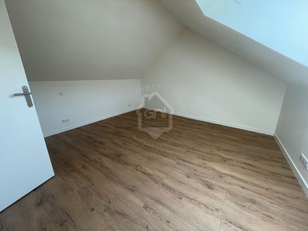 BUC - Maison de ville 2022 avec 4 chambres + terrasse + garage, - Photo 3