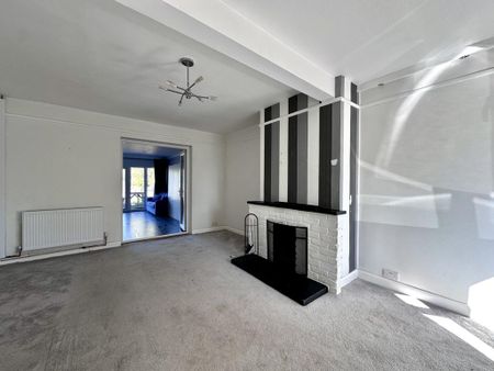 3 bedroom semi-detached house to rent - Photo 2
