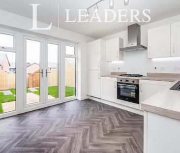 3 bedroom semi-detached house to rent - Photo 5