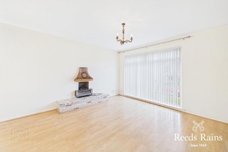 86 Trossachs Drive, Finaghy, Belfast, BT10 0HU - Photo 2