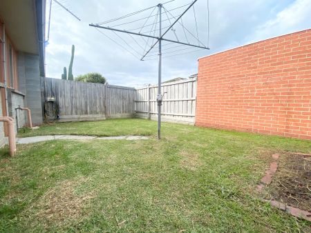 5/58 Woodbine Grove, Chelsea VIC 3196 - Photo 2