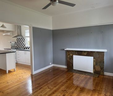 Country Town Living - Photo 6