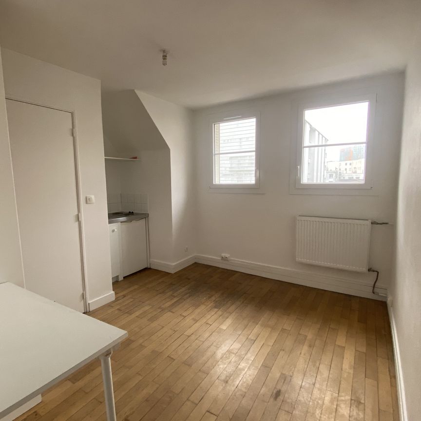 Location Appartement 1 pièce 14m² NANTES 44000 - Photo 2
