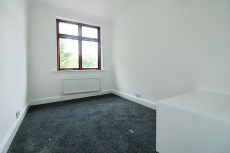 Ditton Road, Langley - AVAILABLE NOW - Photo 4