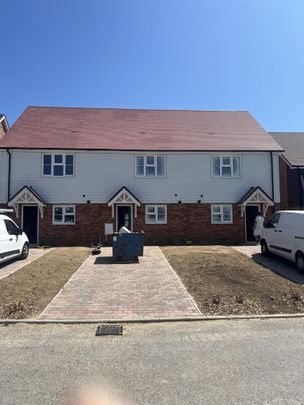 2 bedroom terraced house to rent - Photo 1