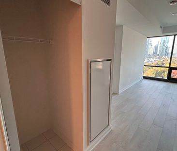 For Lease - 35 Parliament Street Unit# 1307, Toronto, Ontario - Photo 6