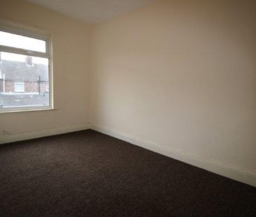 2 Bed Terraced House, Waltham Road, L6 - Photo 1