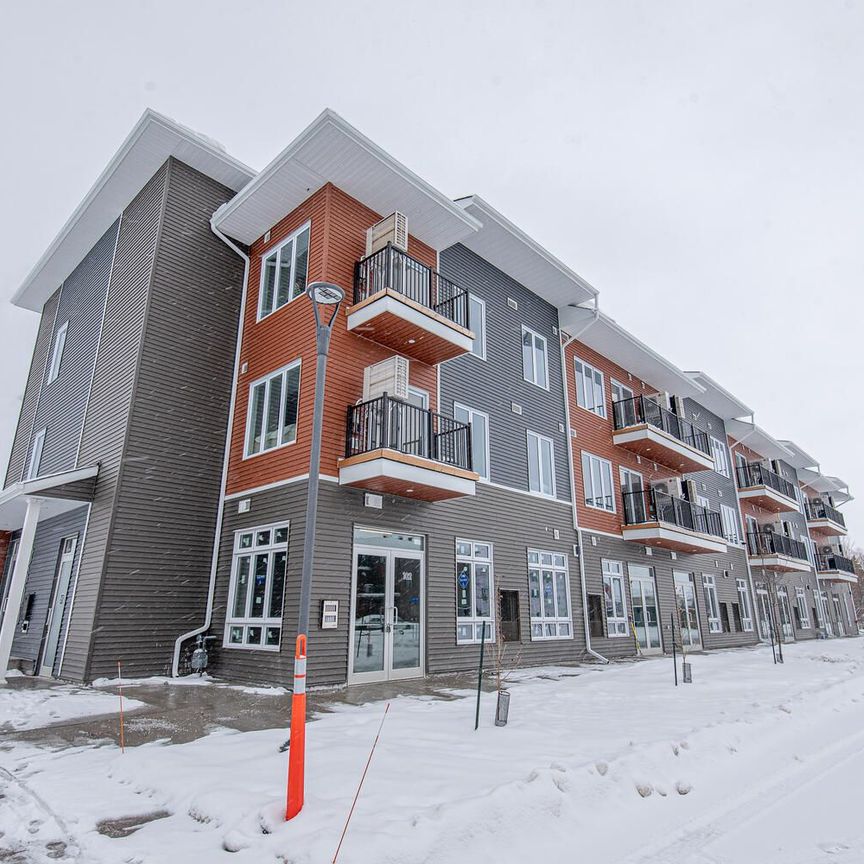 For Lease - 3600 Brian Coburn Boulevard, Orleans - Cumberland and Area, Ontario - Photo 1