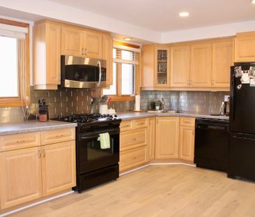 For Lease - 743 West Shore Boulevard, Pickering, Ontario - Photo 4