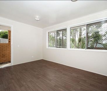 Family Home at Mansfield State College Catchment! - Photo 3