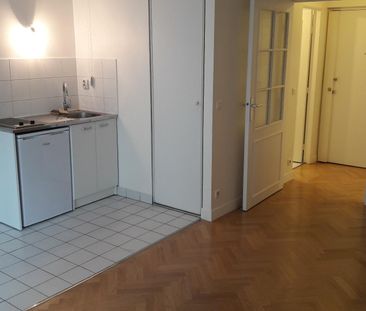 location Appartement F1 DE 26.2m² À PARIS - Photo 1