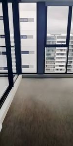 2 bed 2 bath-1227 - Photo 3