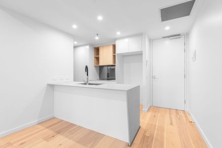 309/65 Cooyong Street, Braddon - Photo 4