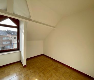 Te huur: duplex nabij het centrum van Halle! - Foto 3