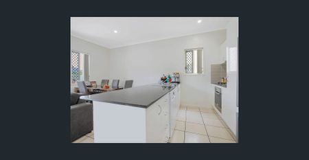 $820 per week - Photo 5