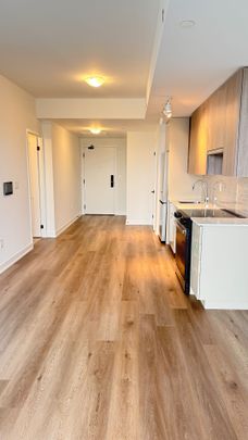 For Lease - 2075 Lakeshore Road Unit# #1011, Burlington, Ontario - Photo 1