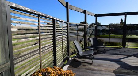 Family fun on Waimare - Photo 2