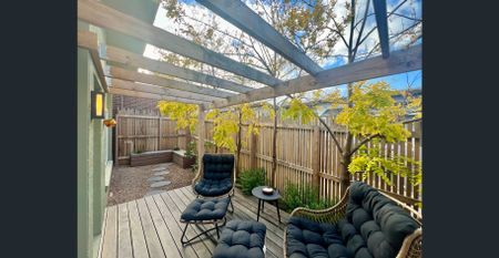 Private Unit with a Touch of Luxury - Photo 5