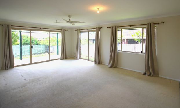Family Home in the Heart of Maroochydore - Photo 1