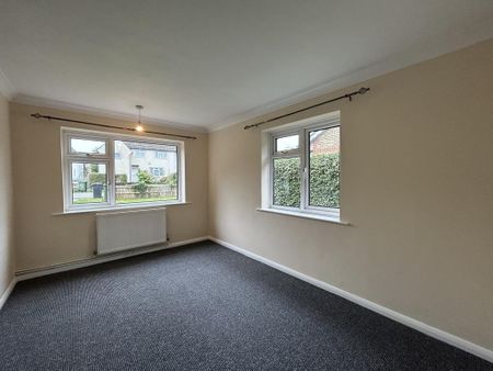 2 bedroom bungalow to rent - Photo 2