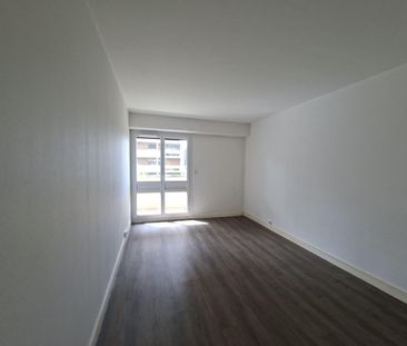 Location Appartement 4 pièces 92m² PESSAC 33600 - Photo 2