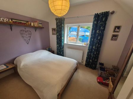 3 bedroom detached house to rent - Photo 4