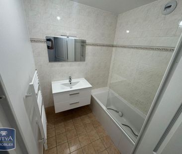 Location Appartement 2 pièces 49m² NICE 06100 - Photo 4