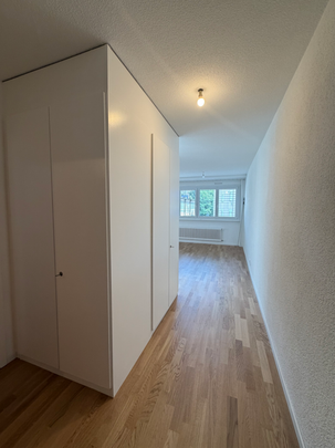 Appartement de 2.5 pièces fraîchement rénové - Photo 1