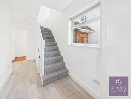 Simmons Way, Whetstone, N20 - Photo 3