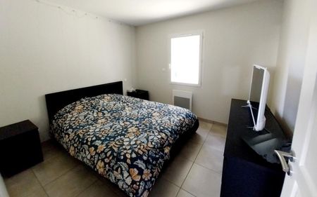 Location Maison 4 pièces 80m² ST DENIS DE PILE 33910 - Photo 5