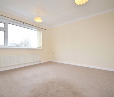 2 bedroom bungalow to rent - Photo 3