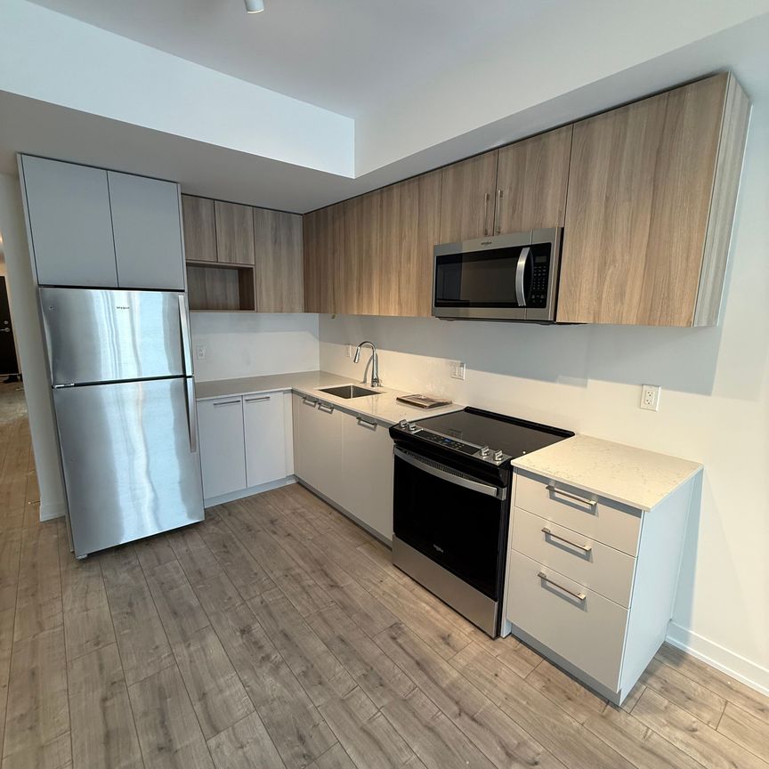 For Lease - 498 Plains Road Unit# TH01, Burlington, Ontario - Photo 1