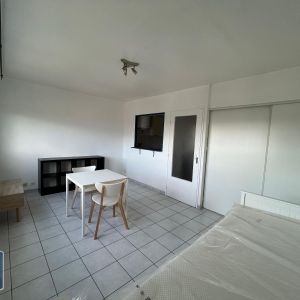 Location Appartement 1 pièce 27m² MACON 71000 - Photo 2