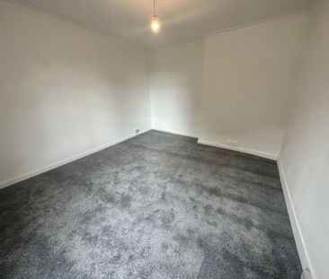2 bedroom maisonette to rent - Photo 6