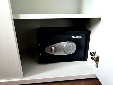 Parc Botanique! Splendide Appartement meublé une chambre - Photo 4