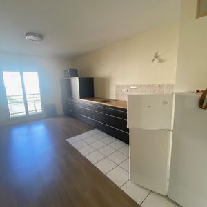 Location Appartement 2 pièces 39m² ORLEANS 45000 - Photo 2