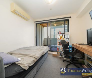 Sensational student accommodation next to Box Hill Institute - sing... - Photo 4