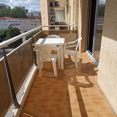 Appartement à PERPIGNAN – 520.0€/mois - Photo 1