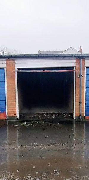 Bromford Rise, Penn Fields , Wolverhampton - Photo 1