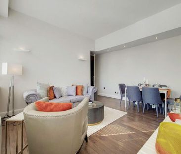 2 bedroom apartment to rent - Photo 2